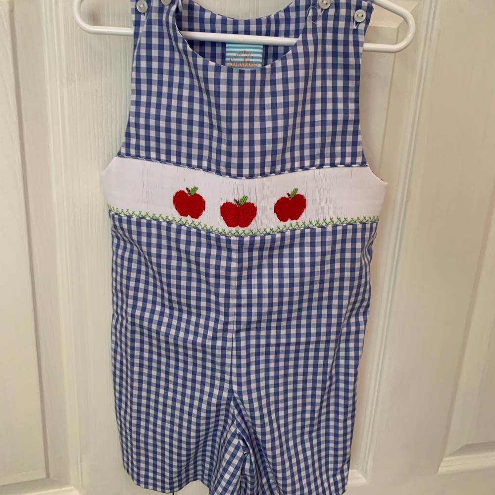 NWT boys 3T smocked Apple  Jon Jon